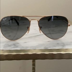 Unisex’s ray ban